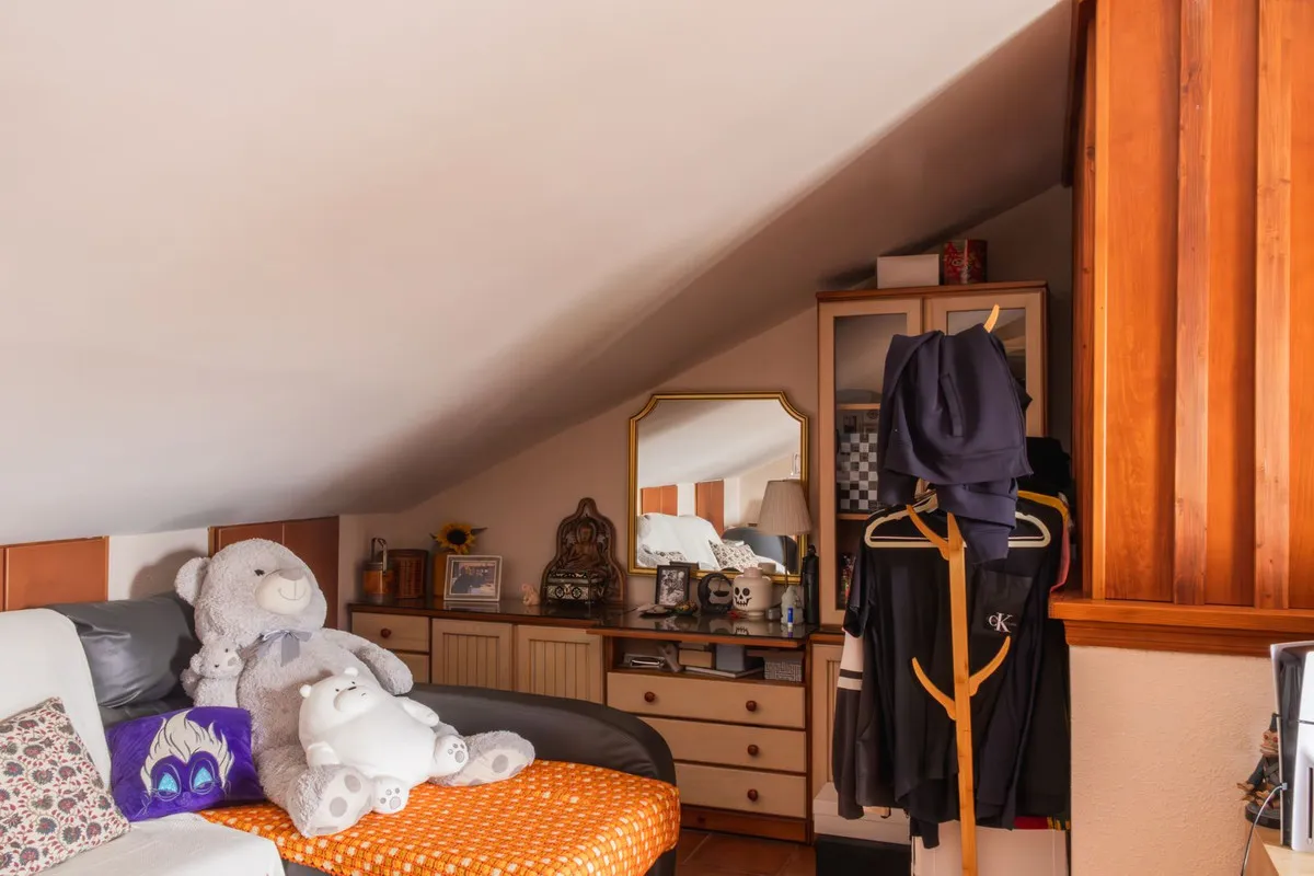 589df9bb-03db-4afe-98f8-ff2a70e24719