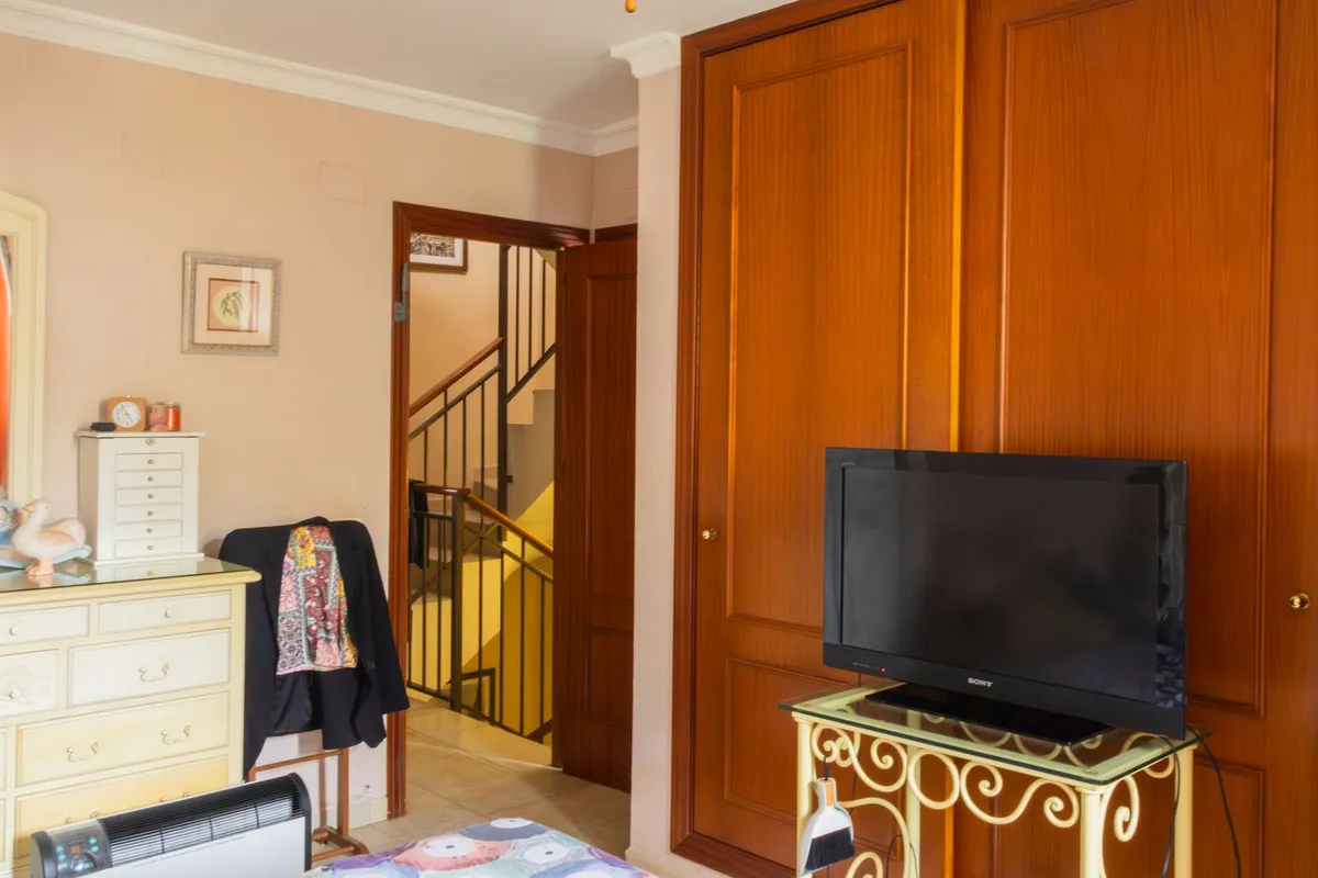 9473ccdb-2222-49e3-a403-047cda4490a8