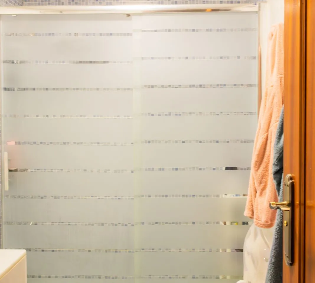 ccb48f12-c0eb-439f-b585-42b3af95d470