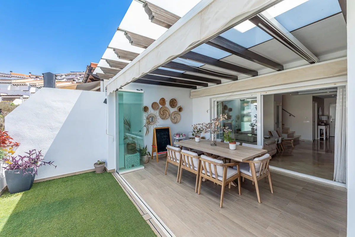 3ee98e85-da14-4235-8eda-1104a1bdb630