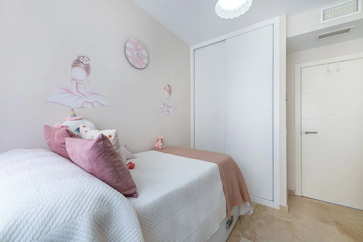 cf28186c-f431-4ca2-821f-98810d80164b