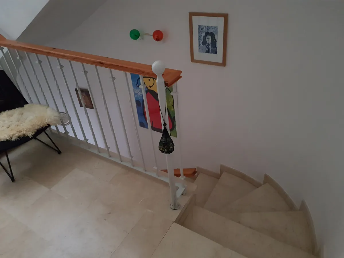 fb808220-d939-4154-9afb-d12bb7cba37c