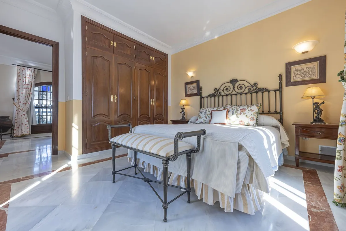 5c7eedc2-b087-4cbc-96aa-621892afd976