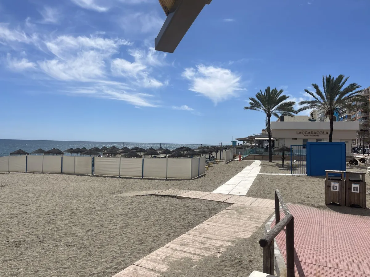 d01604c7-0052-410d-9d21-e08ba1e09bf5