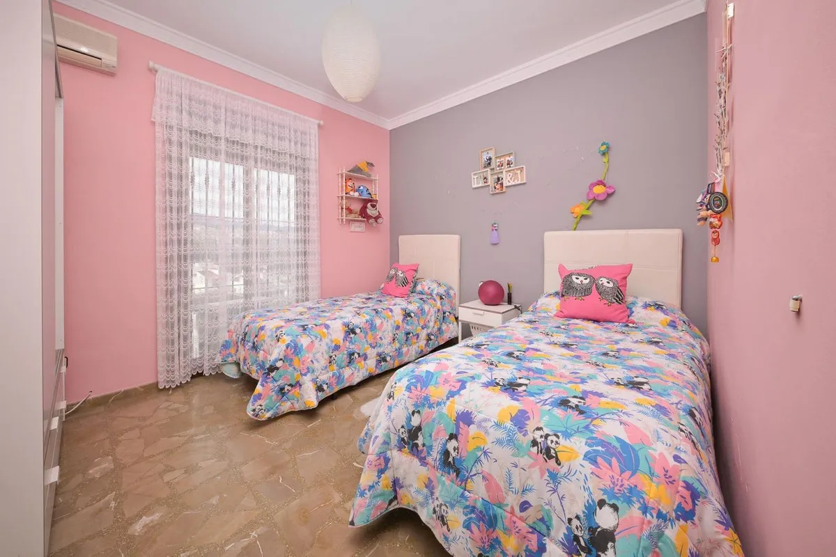 9078f2bc-23ac-48b7-aa6c-07ccb7872ab8