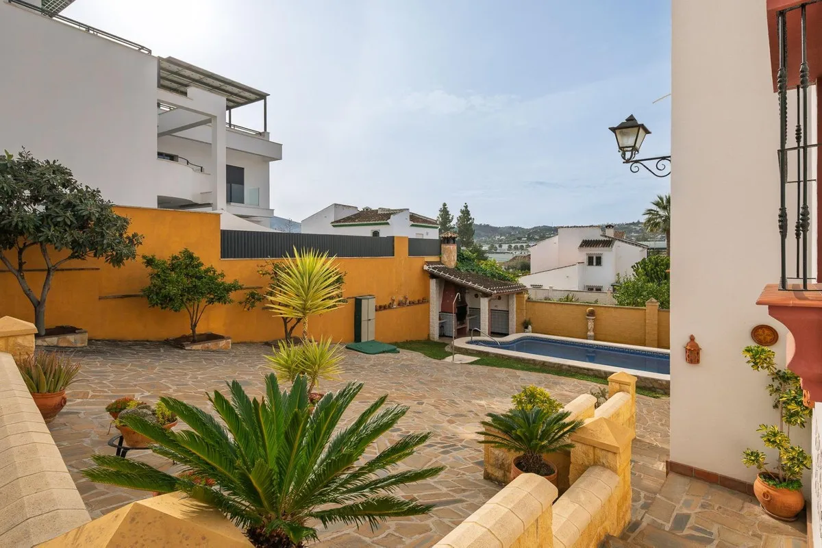 9d5bb285-6caa-4bc0-ab5b-df4e01ea682c