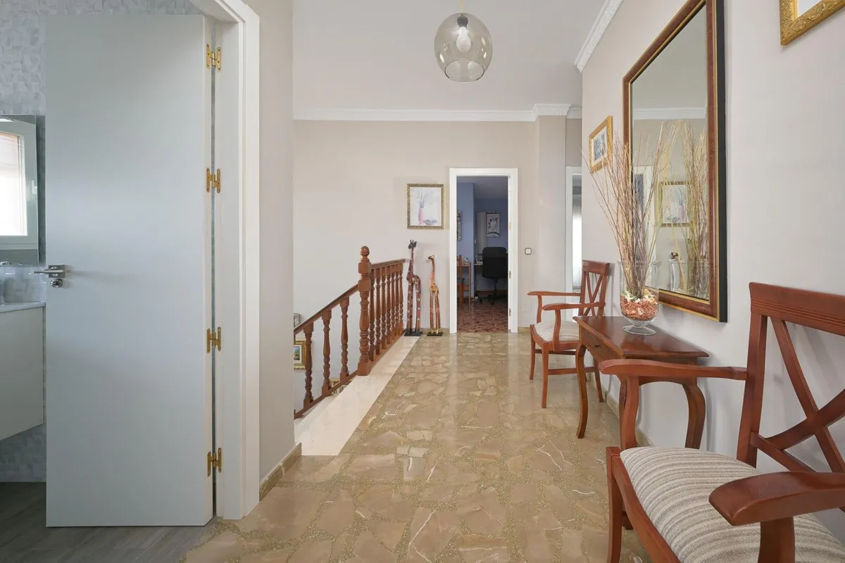 a0a037eb-f5d9-4f73-b39c-aa2dad2bc981