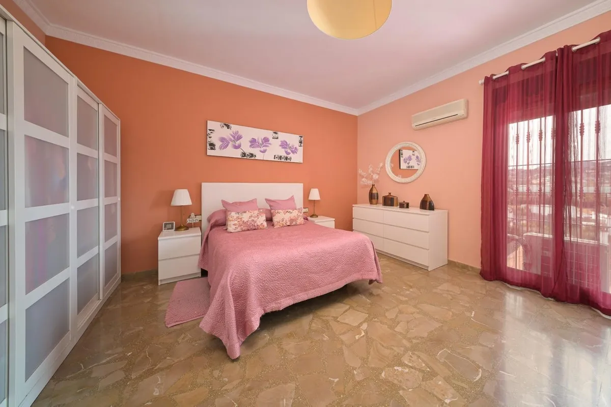 a10e8ef3-bcd0-4bf8-80c6-1118f6e254df