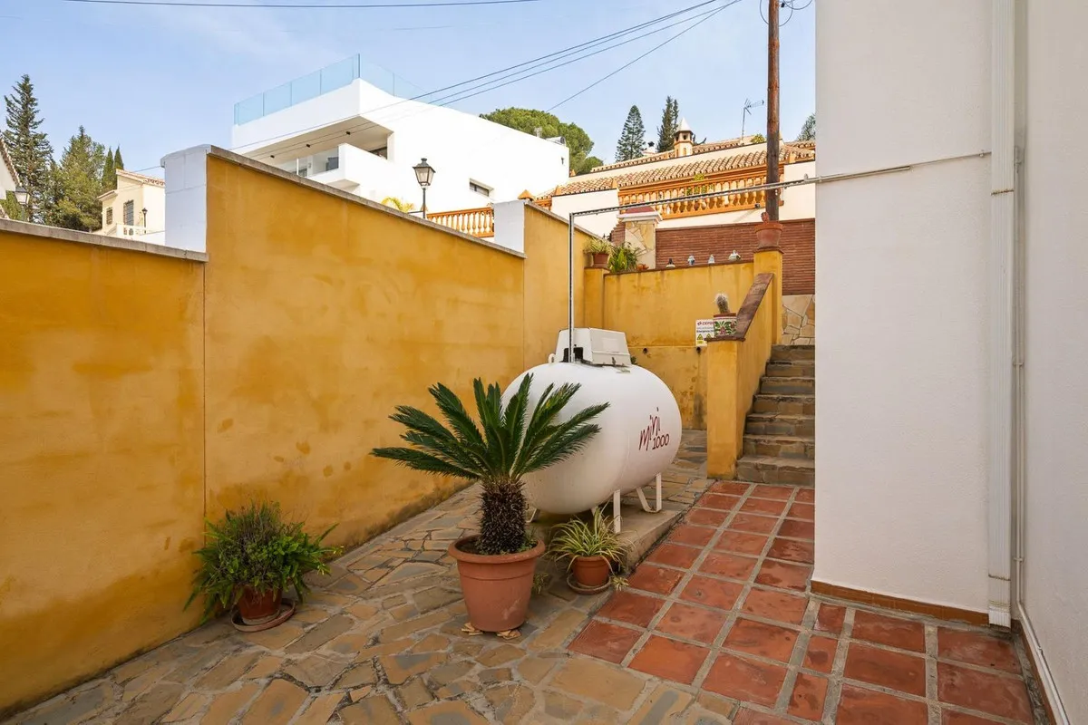 c94376aa-12ab-4b63-8d96-7779ec55fcf3