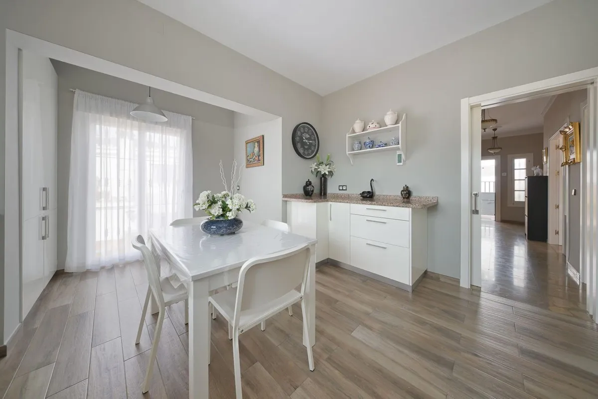 cdd78a69-bd0d-448e-8935-dbaaeafc3334