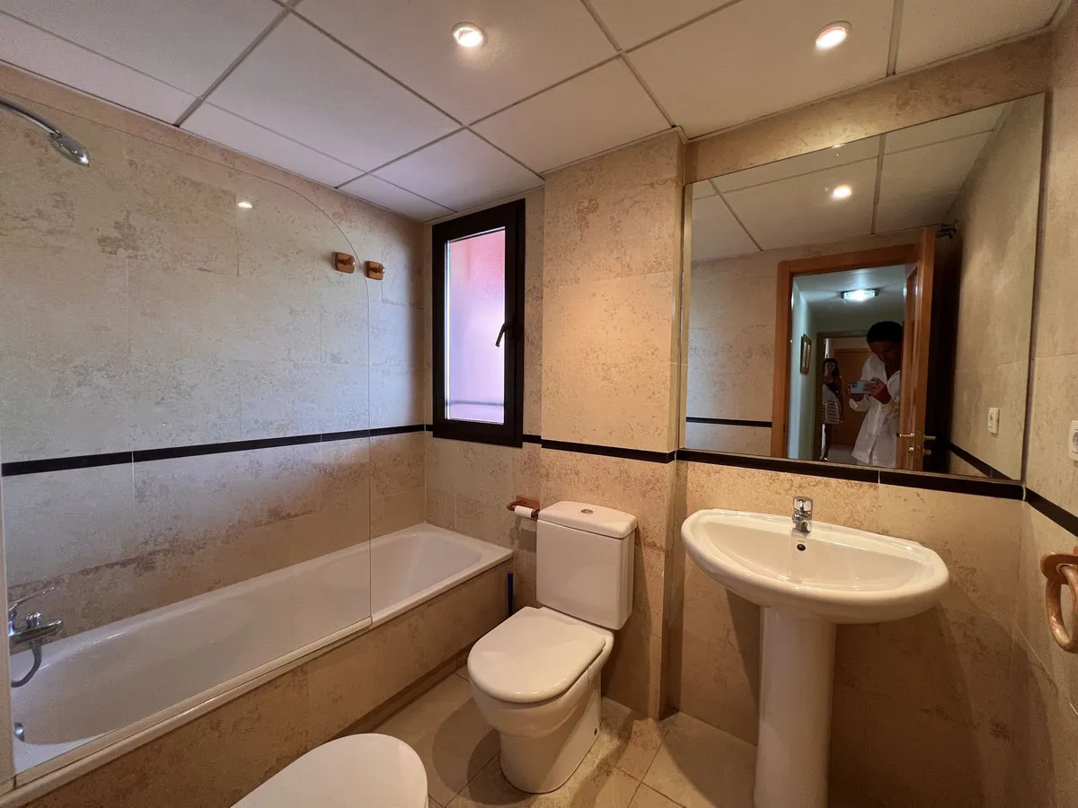 fa398d19-76df-4301-be8d-33a4d8cd6a33