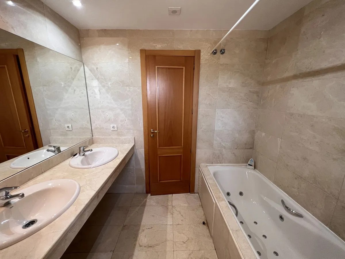 fc500494-a865-465c-8eae-ca1bcd80420b