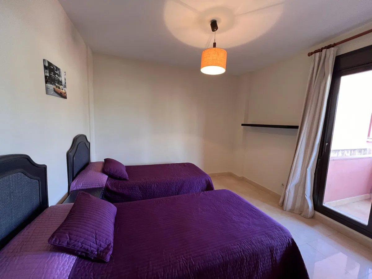 ffcd9db5-5026-4836-b732-75b45b67c398