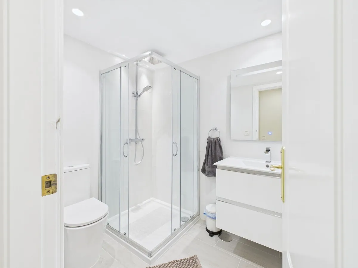 1df02063-afe0-4a85-9c11-02194433f563