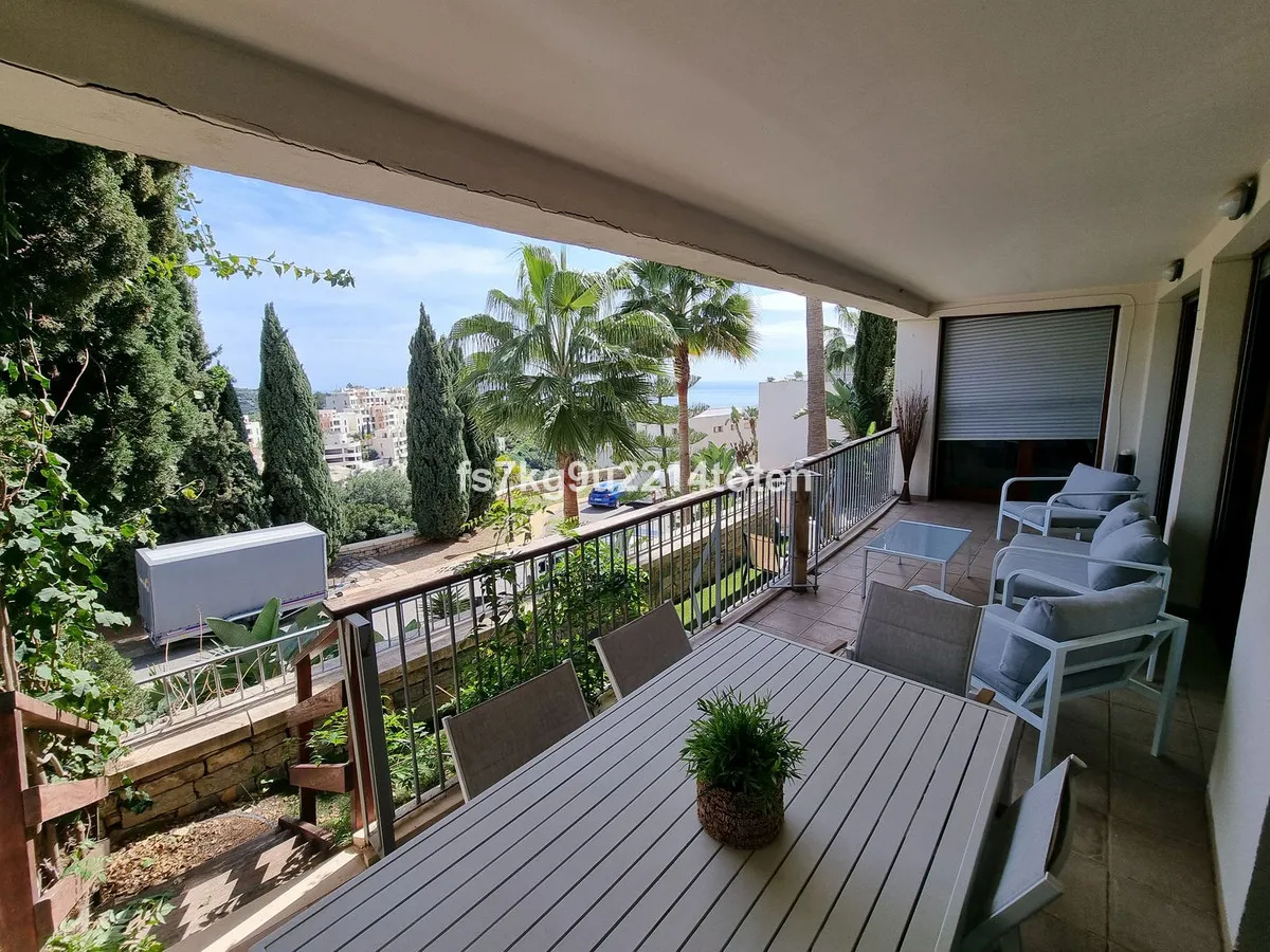 4374c28d-a1a4-4673-b5a9-f5b05987a865