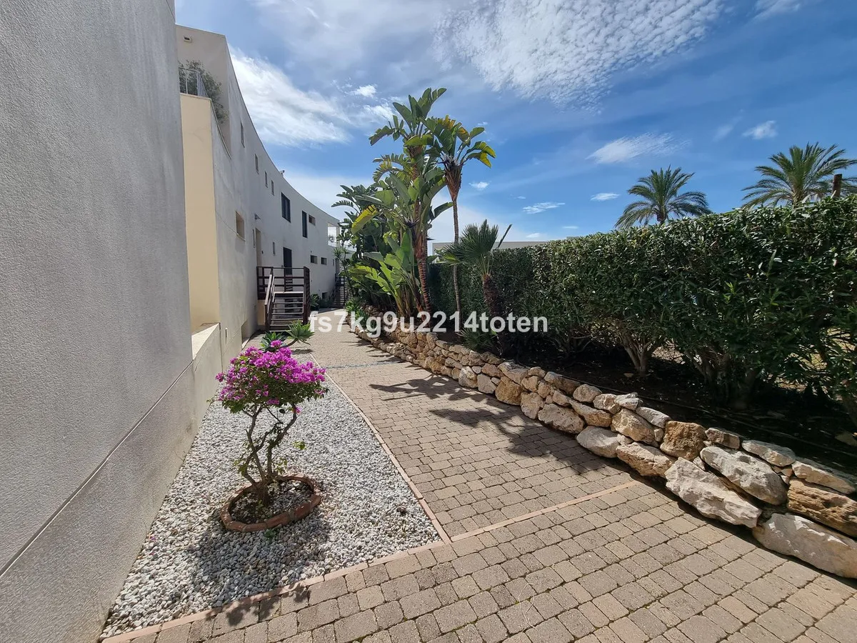 d8fa58e6-fc6a-47a4-884b-eb7f3e0f0429