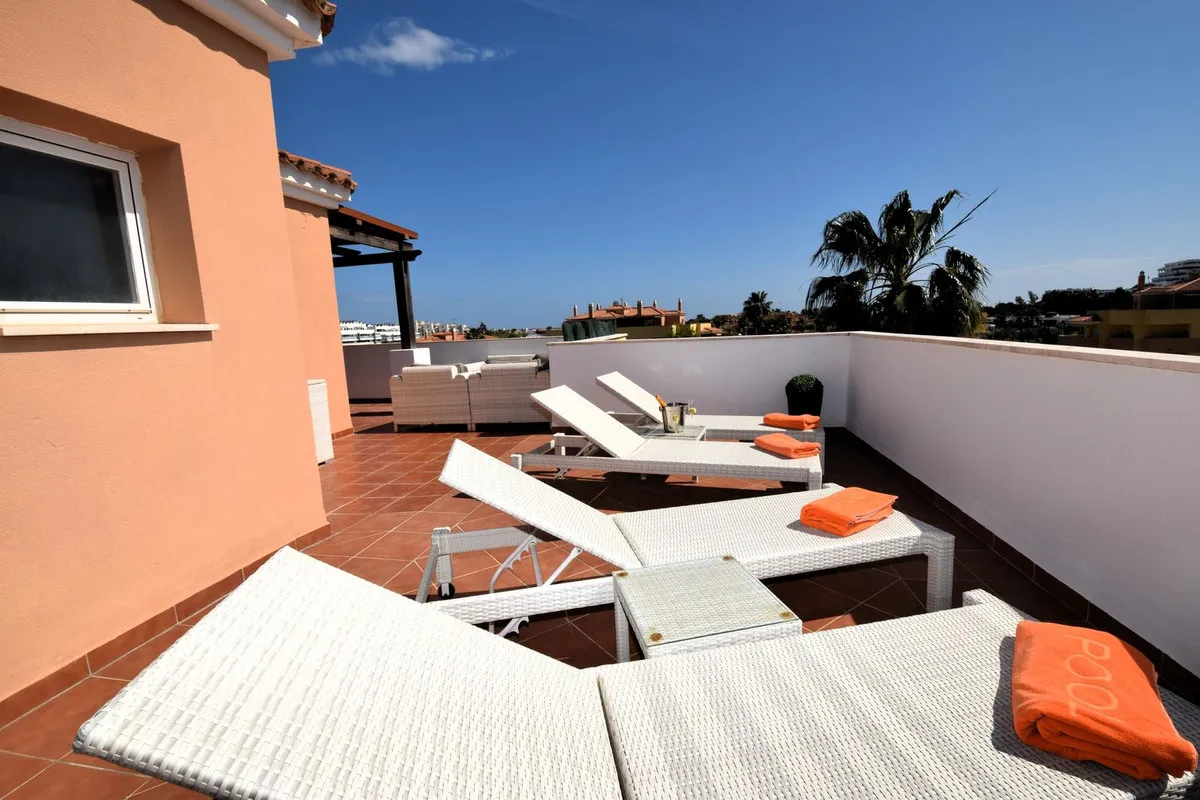 21a4759f-5d5c-4e08-9746-88217f01dfd7