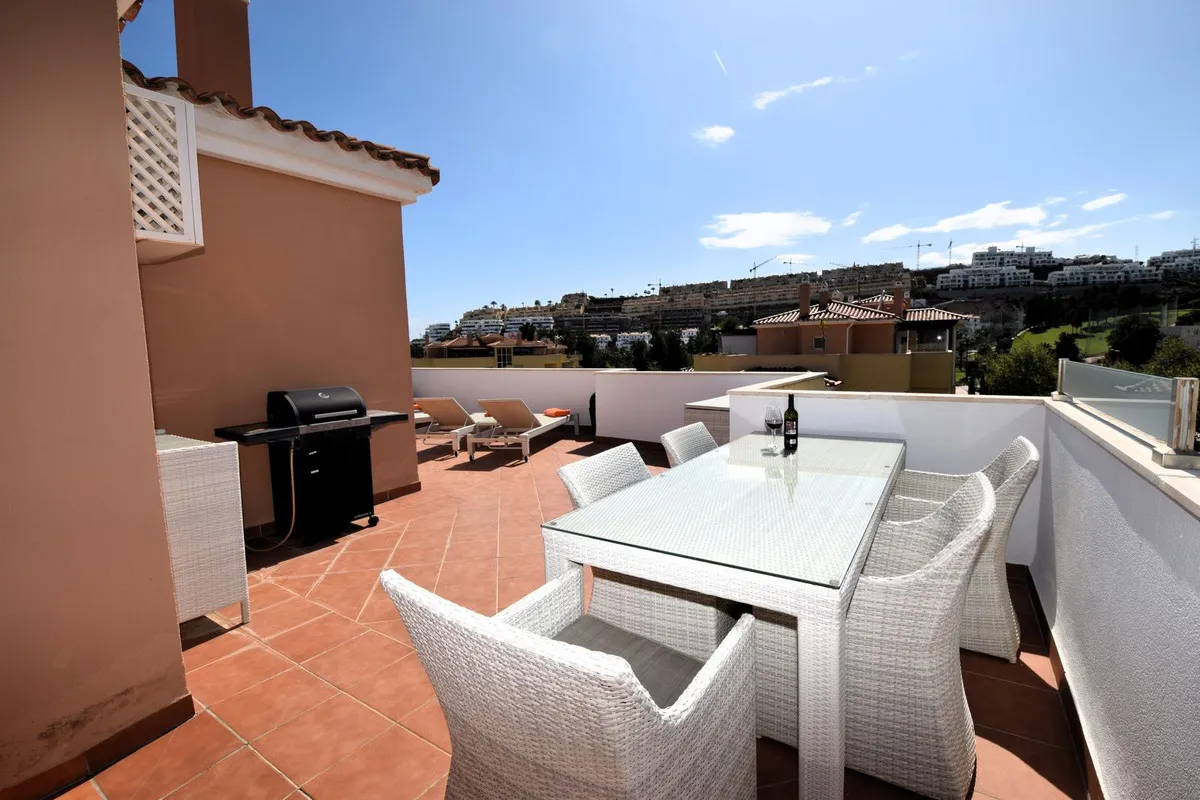 221dc5bb-4bb9-4867-a451-1a39b83ef906