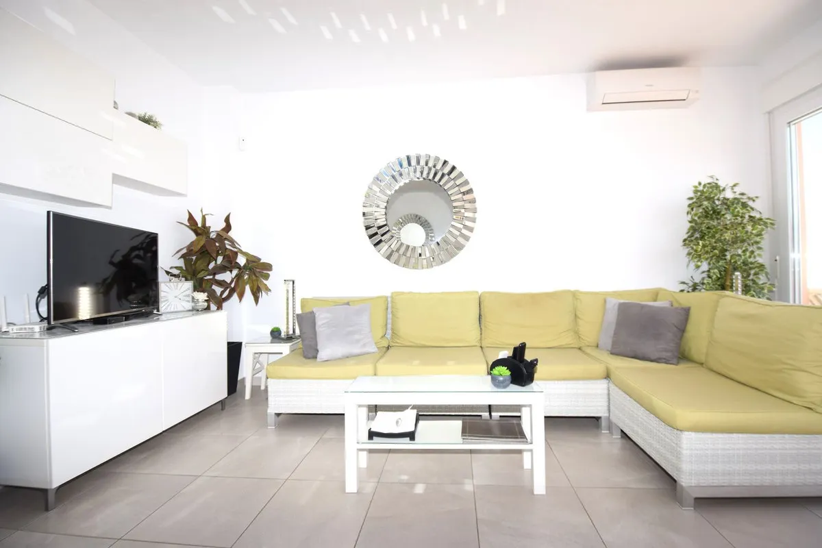 d1871ab9-5f43-4780-b221-332afb79ce67