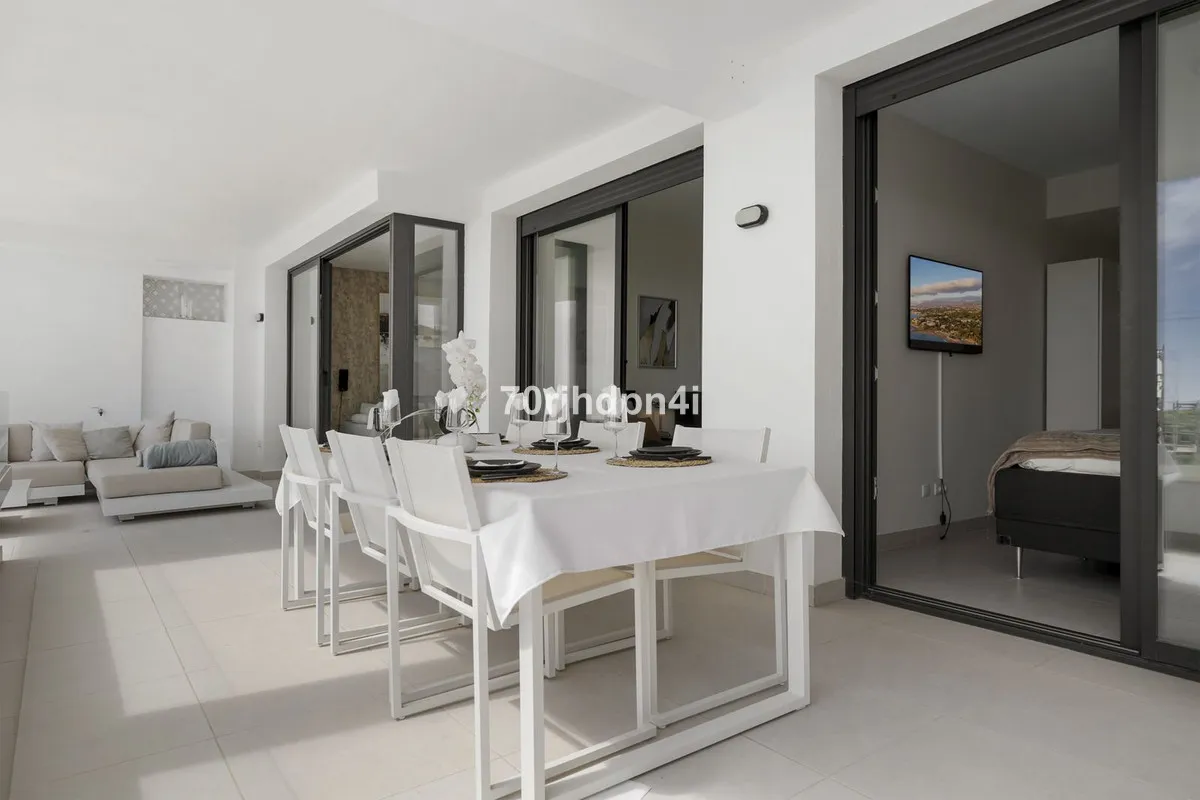 5deea957-bc8d-4f67-a726-741b8c107c77