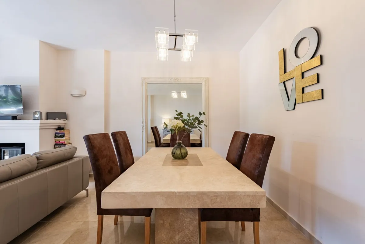 f0a9e841-9f73-4a7c-af07-7e184a9816ca