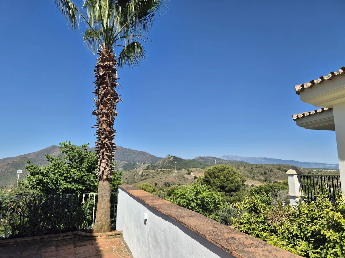 0c4845a8-778d-4b4d-b49e-ff53e8b6a8d7