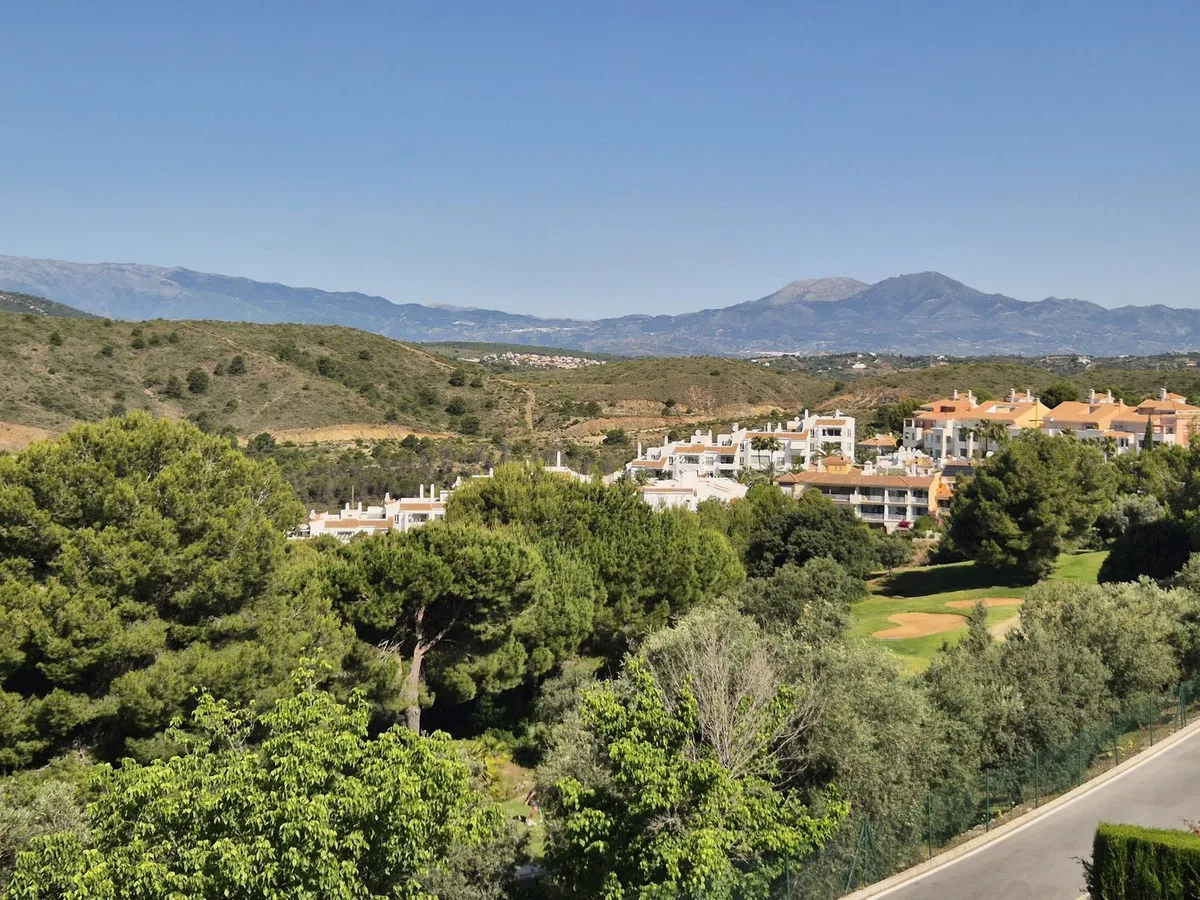 476f94ec-df73-4733-a410-f8a94ba39278