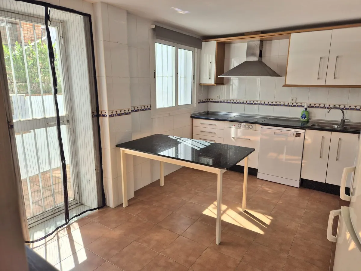 cb6aed25-40d9-440e-88a1-284fa5640160