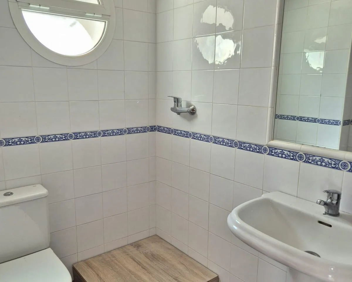 e4d88ff7-594a-472f-ad24-9a57a030b1ce