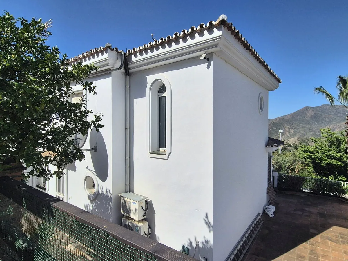 f7ce385b-5d23-4575-9111-ce57639578d7