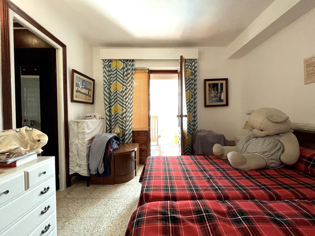 d1f7aba7-468b-48f9-95ce-eaea3b24adf5