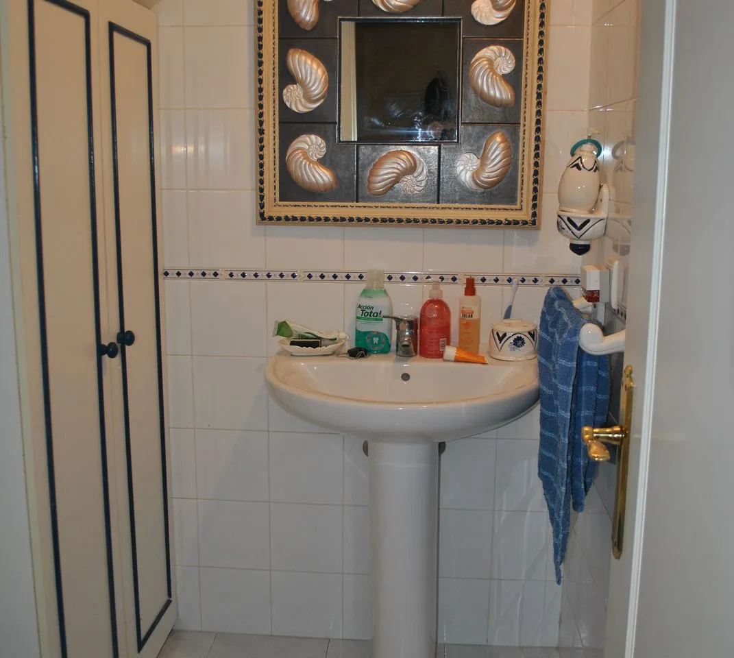 24eb8a63-3022-40d7-a26c-633a6cc56c31