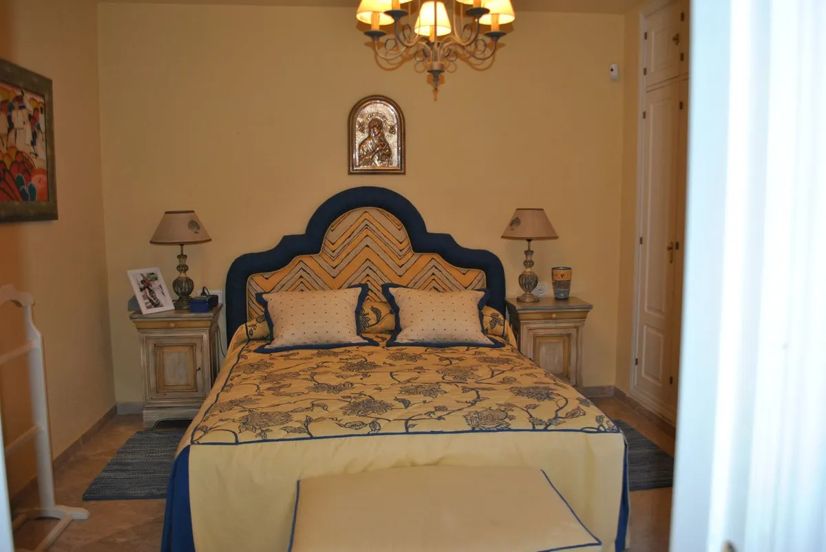 a73fee62-4bb9-40a4-84f7-babfcdb2112d