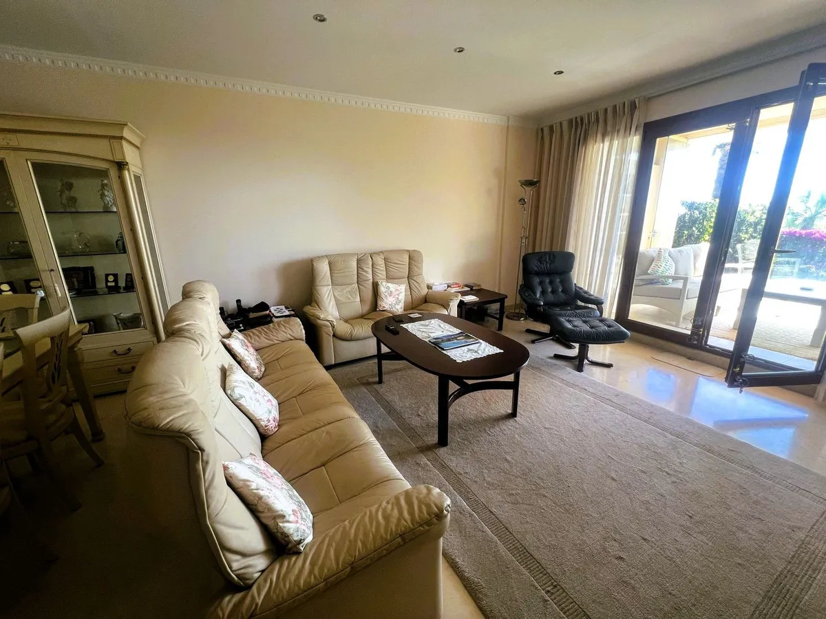 ed81a7c8-0d75-48e0-9d3d-890d6d112d8d