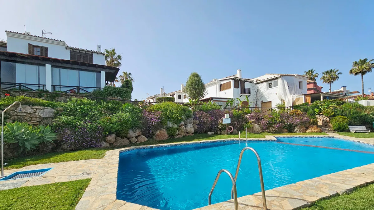 0035b746-51a7-4c1a-b93b-daff5d3b25d6