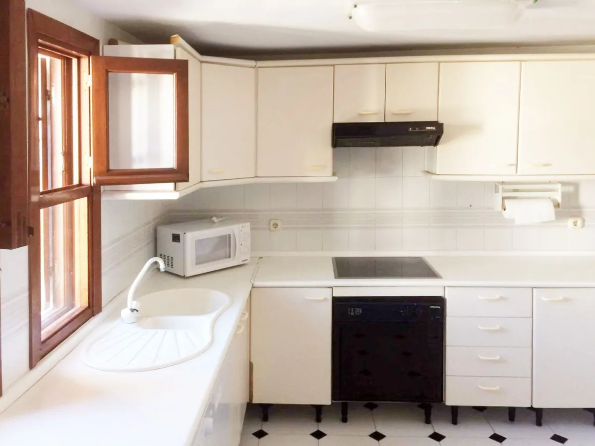 52cd49bc-7fcd-42ee-8f4c-8599016a76d8