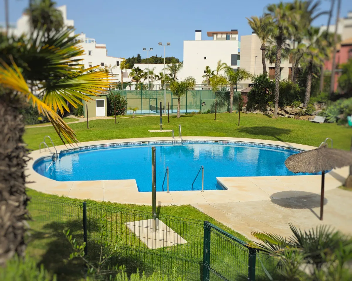 aaf31a00-be37-47d9-9a49-16103037f192