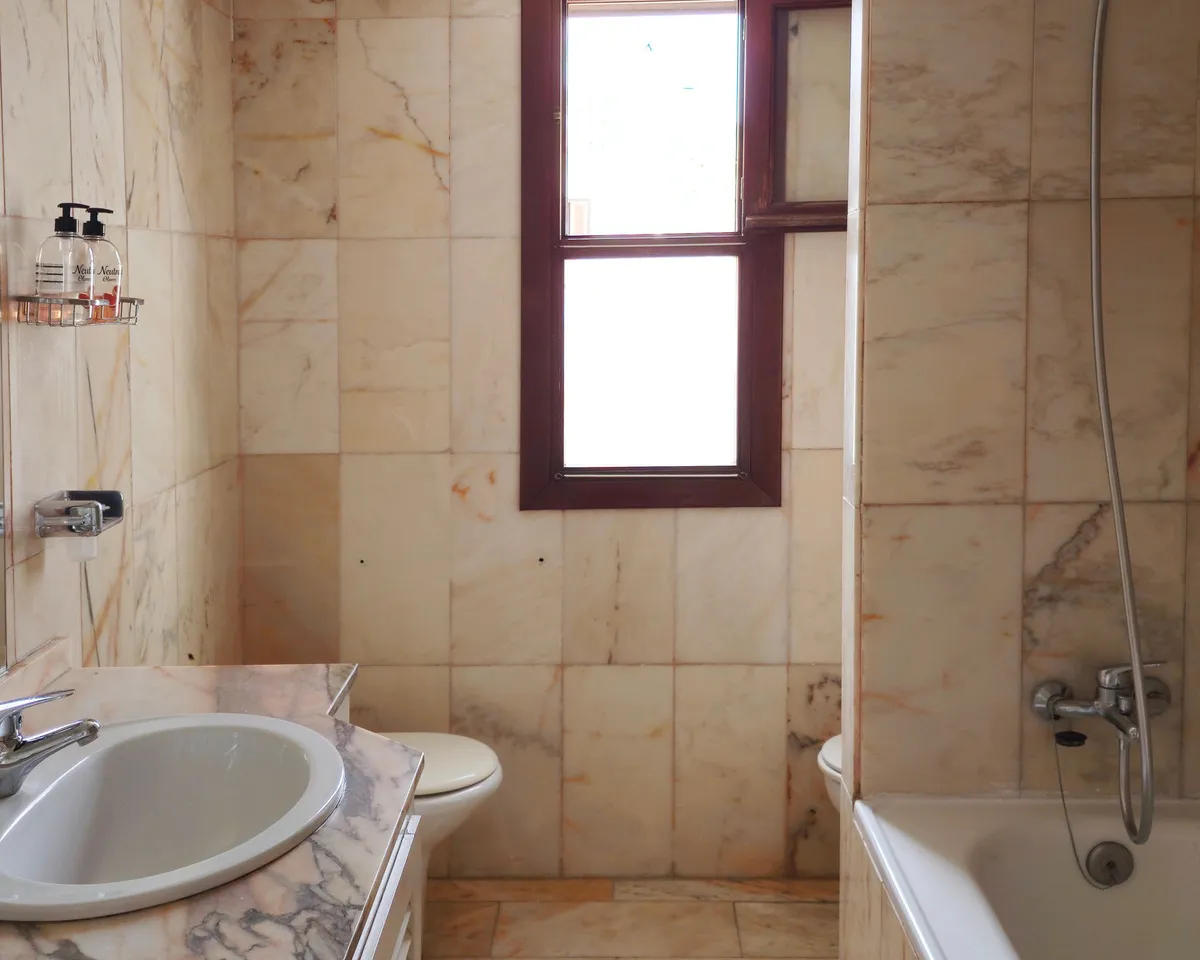 dd290728-55b2-4990-a477-381227068eed