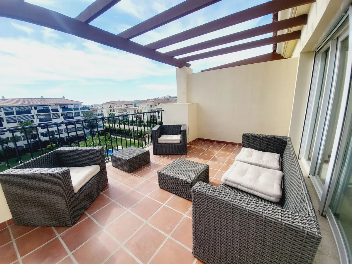 080ad529-79c4-428f-865d-5fd890eb28e5