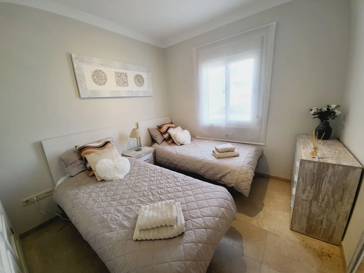 5ee33044-5f17-4efa-8ee5-1e4617657f51