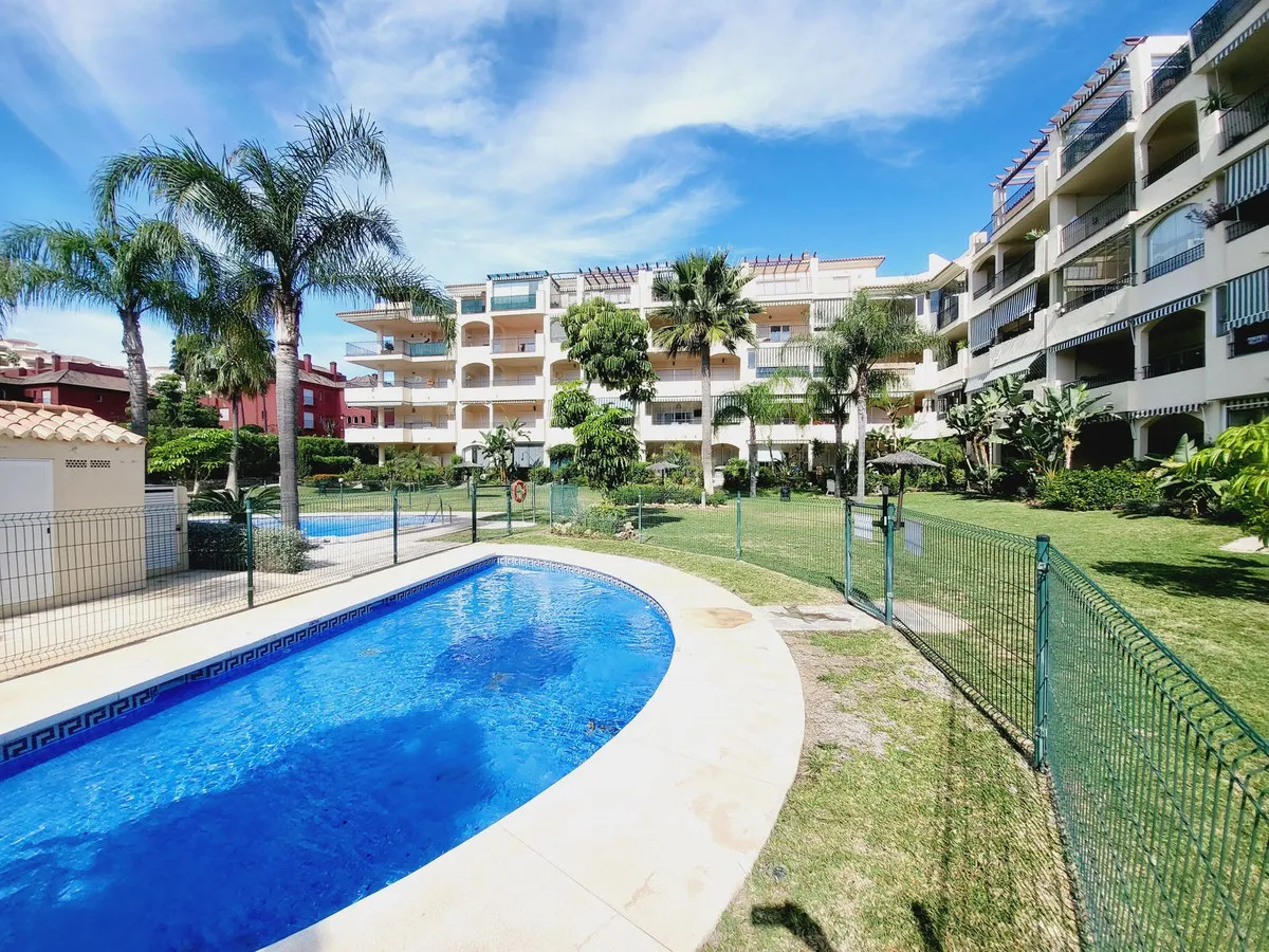 b53d50c3-5f77-450e-b2d5-c873bc2f2a2b