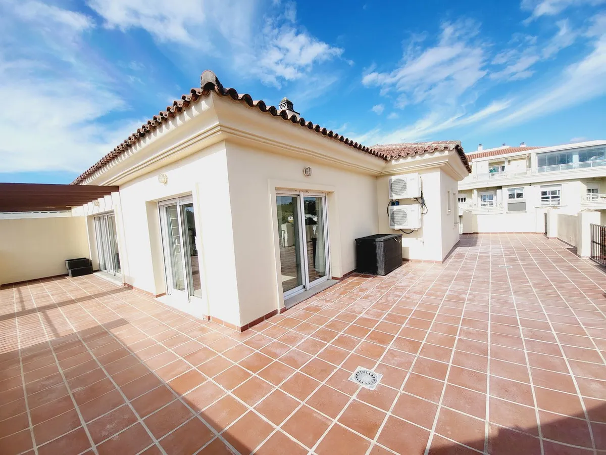 e76e9f7b-ed4a-4093-92d4-0106003b3c0a