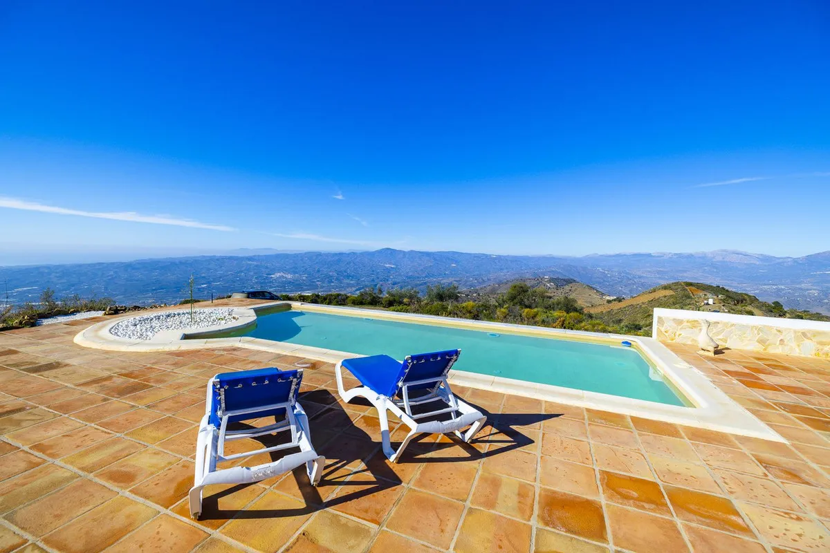 5aa03c84-fce8-4373-88d9-2e53e1f9be5d