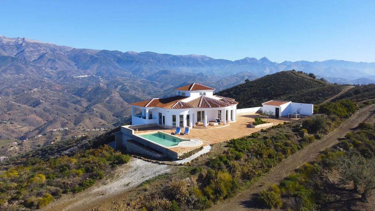 5dd2c186-2a2a-4238-abb4-c948e76c9f23