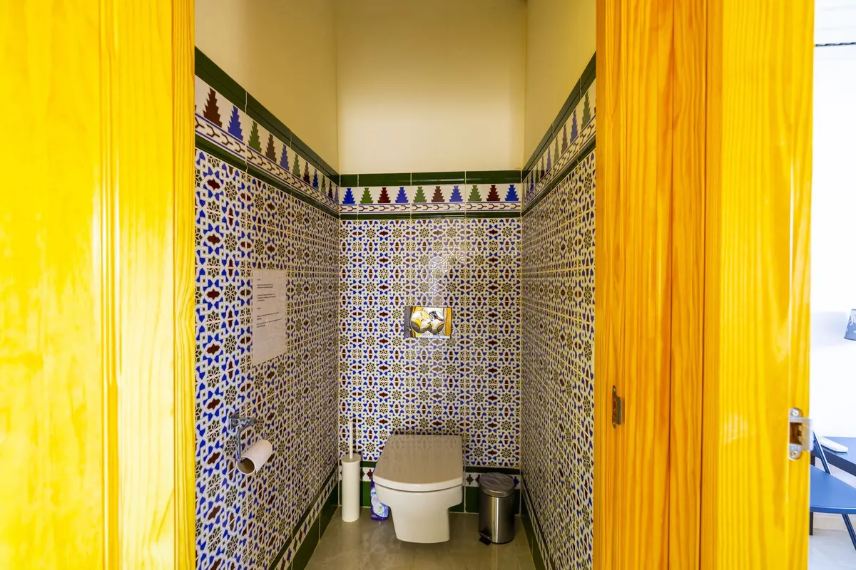 988ed5e9-d313-40a1-9b03-6ef354158b6e