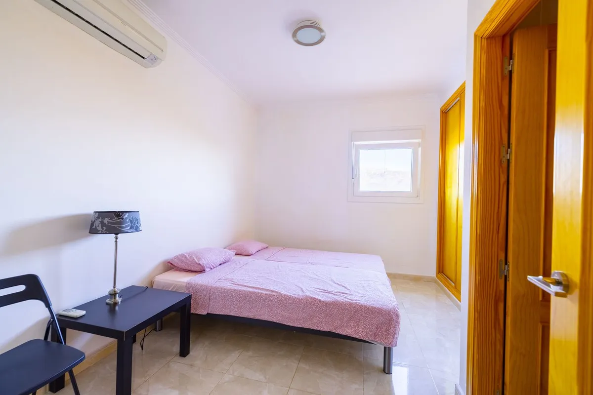 e9316122-abde-4c99-89fd-f2c017a83467