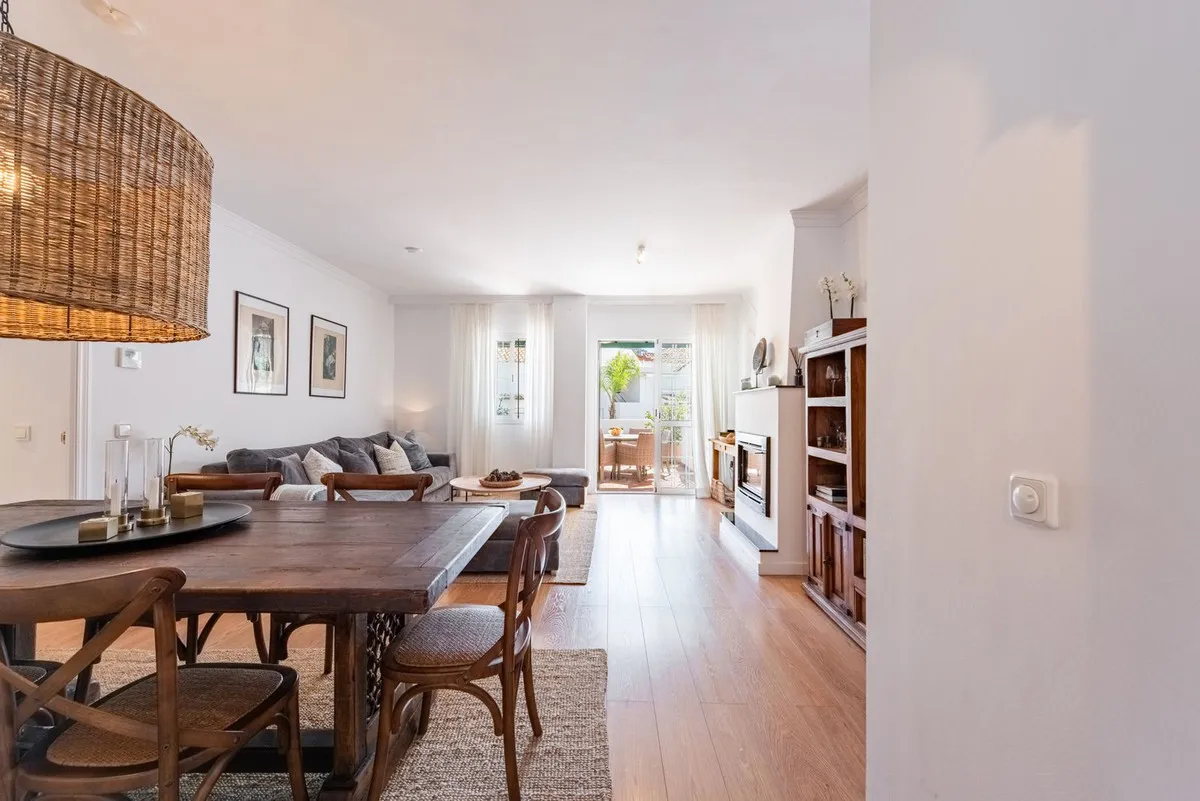 cc5d5f01-259f-4114-bde7-a1d4f25d80ab