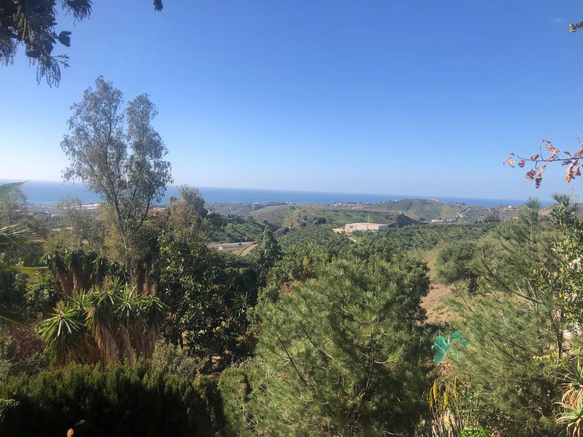 69b221c7-5d91-47a4-8230-43b0d8f34e9d