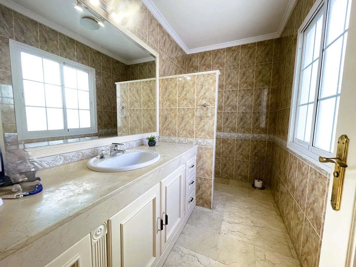 96ce5aac-dc0d-4550-b9c6-70ba1a45778f