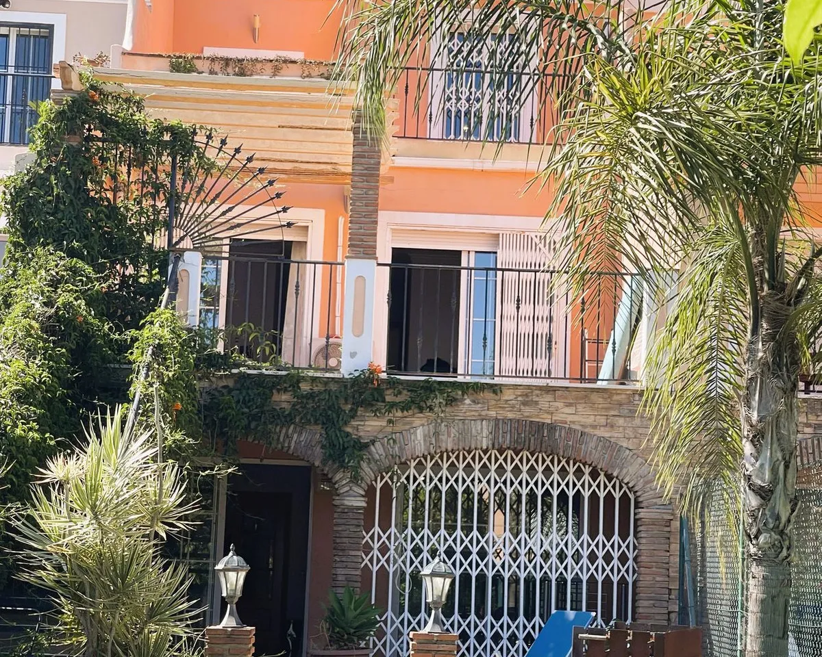 9da7a84f-c033-4e61-9ad2-ae1c7d04c080